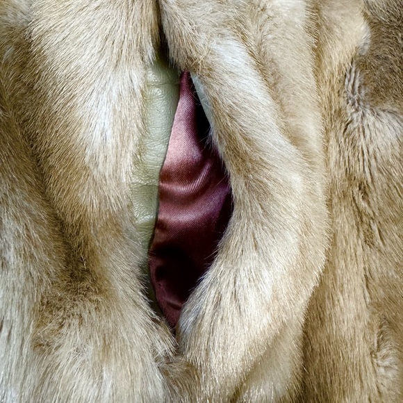 Adolph Schuman for Lilli Ann Faux Fur Coat Size Medium - Picture 7 of 10